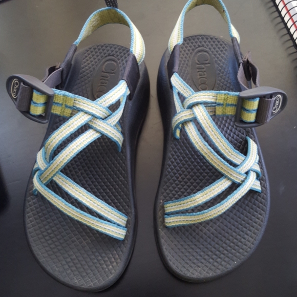 Chaco Kids Sandals - Picture 1 of 7